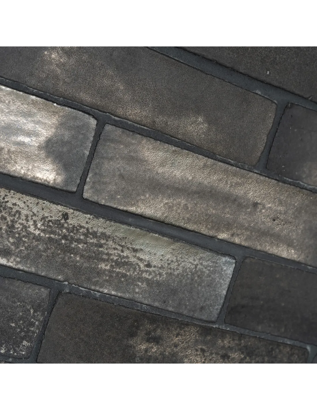 OMAHA BEIGE 33X66 B=1.30 M²