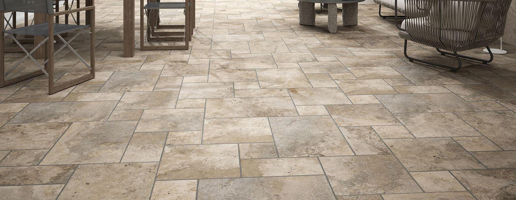 VENEZIA CREAM NPLUS 90X90 RECT B=1.62 M²