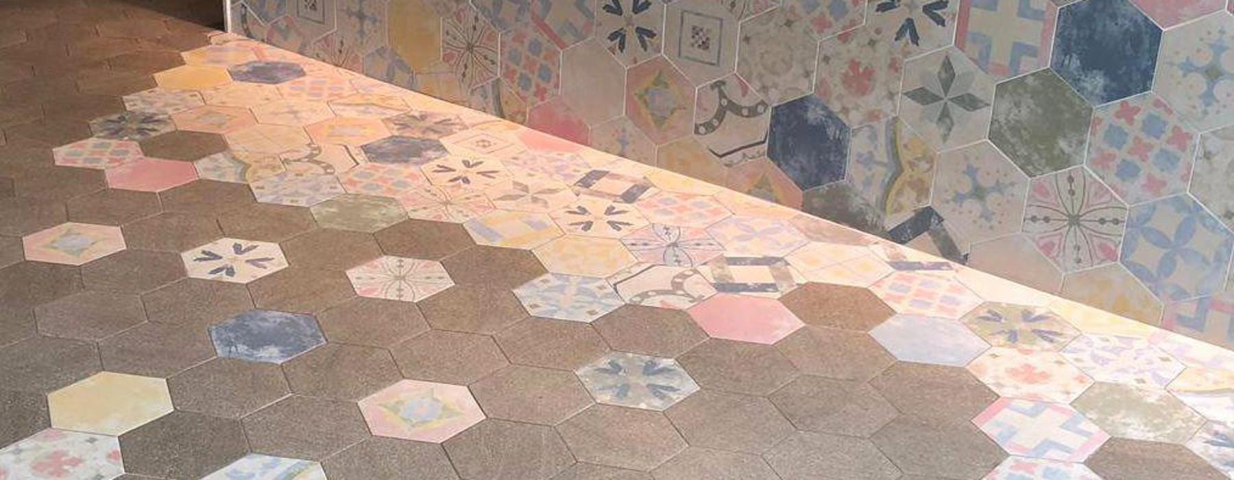 TEAK ROBLE 30X120 20 MM B=0.72 M²