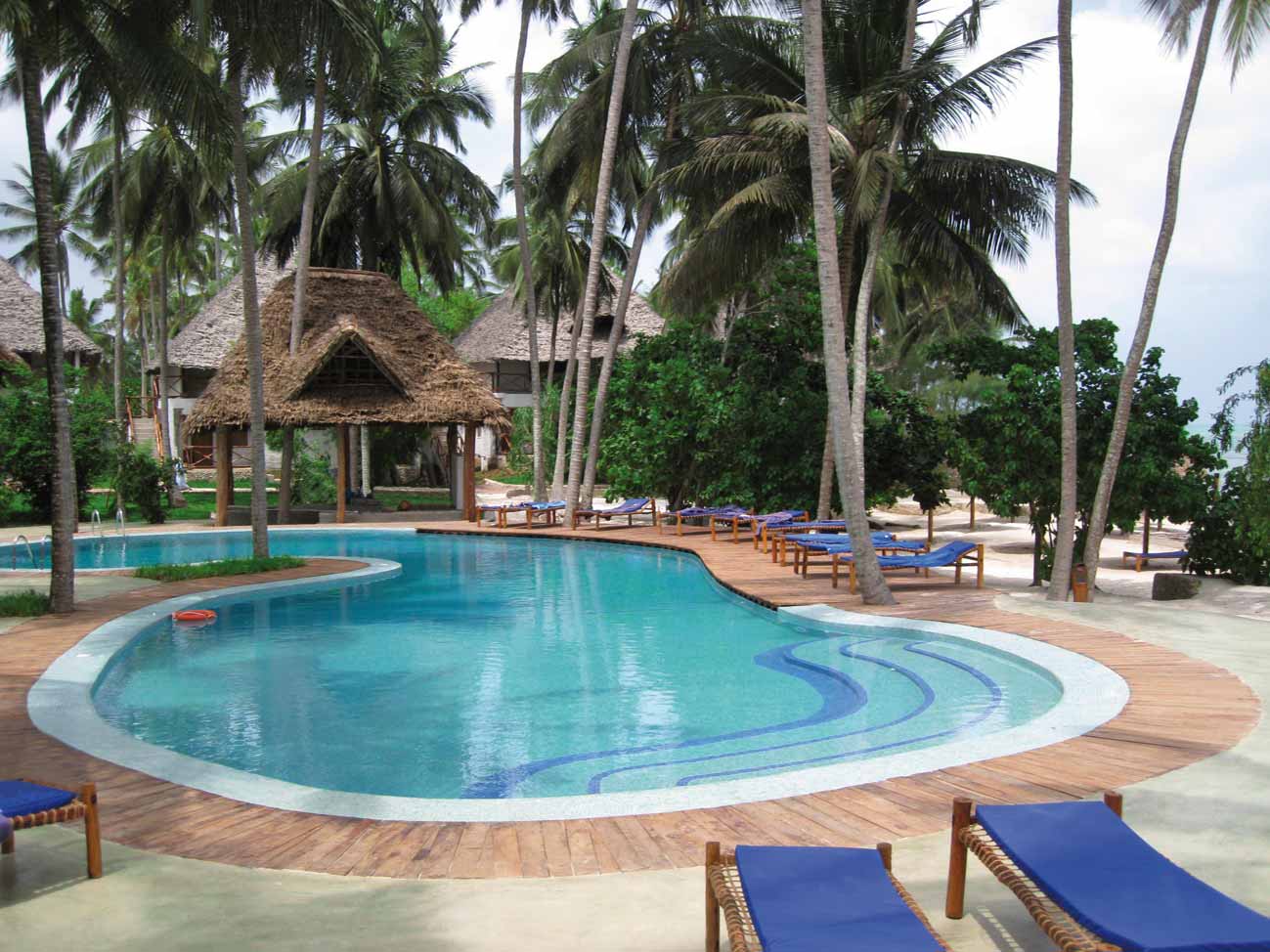 FOREVER ROBLE 25X100 CM B=1.50 M²