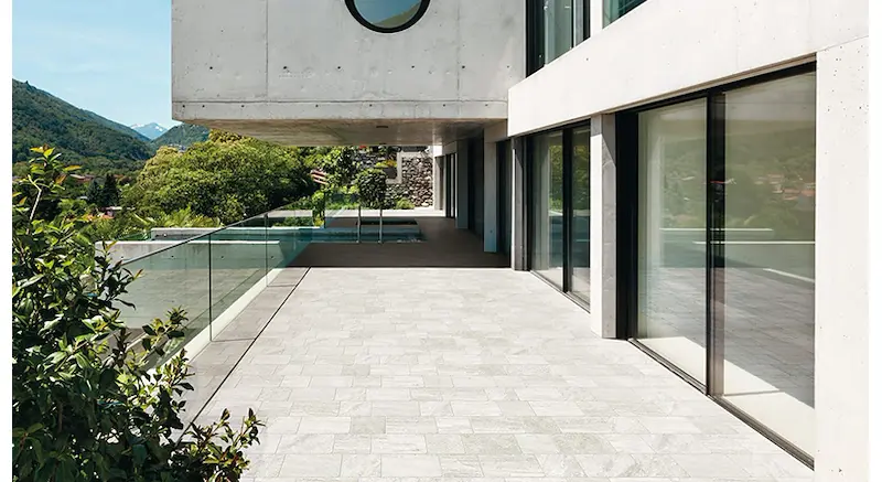 BERNES HAYA 23X120 CM B=1.12 M²